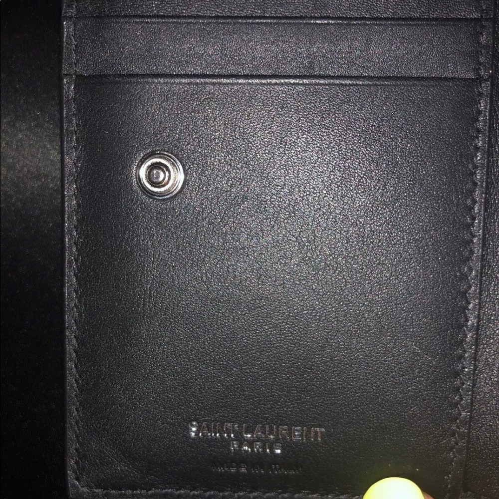 MONOGRAM ZIPPERED WALLET IN GRAIN DE POUDRE - Picture 4 of 8